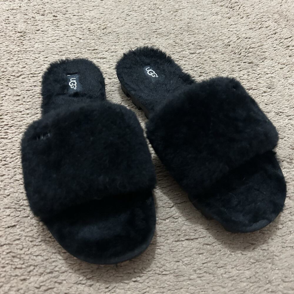 Ugg Cozette Slippers All Black Size 8 Slides